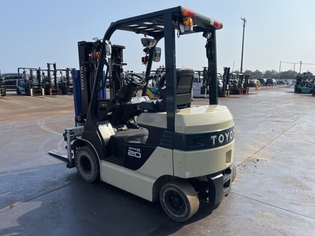 Battery Forklift — Auction (lot 8456-42015)