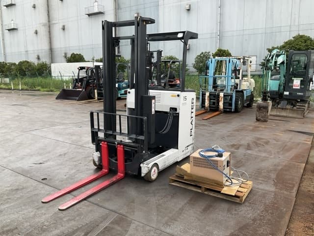 Reach Forklift — Auction (lot 8456-42019)