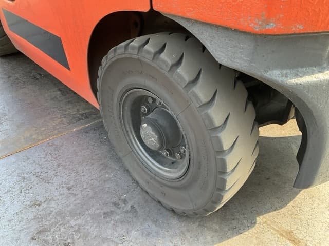Forklift — Auction (lot 8456-42020)