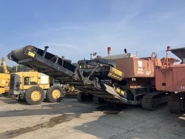 Mobile crusher — Auction (lot 8456-421)