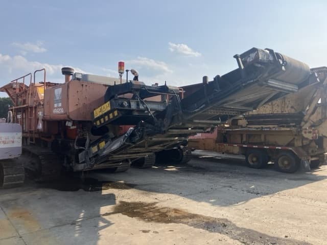 Mobile crusher — Auction (lot 8456-421)