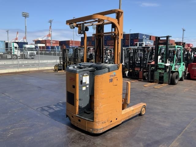 Reach Forklift — Auction (lot 8456-42802)