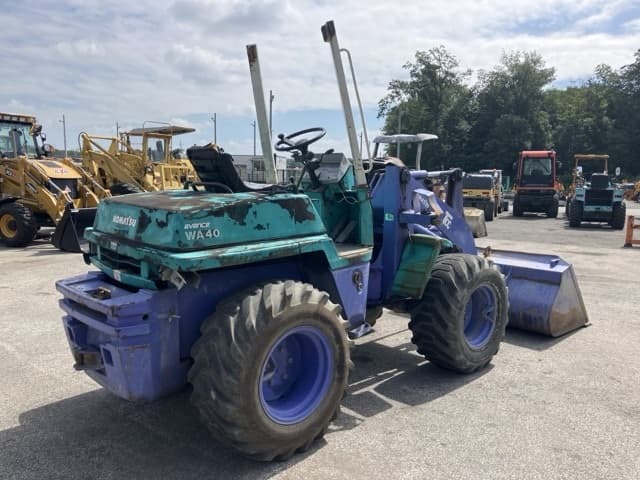 MINI WHEEL LOADER — Auction (lot 8456-43)