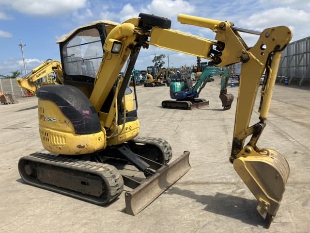MINI EXCAVATOR — Auction (lot 8456-44)
