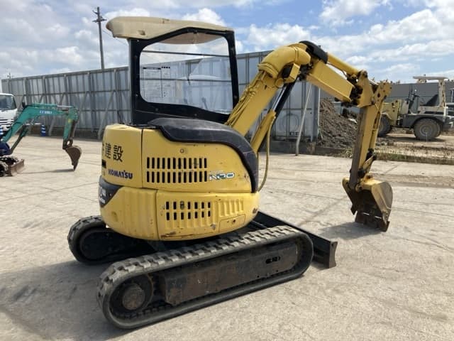 MINI EXCAVATOR — Auction (lot 8456-44)