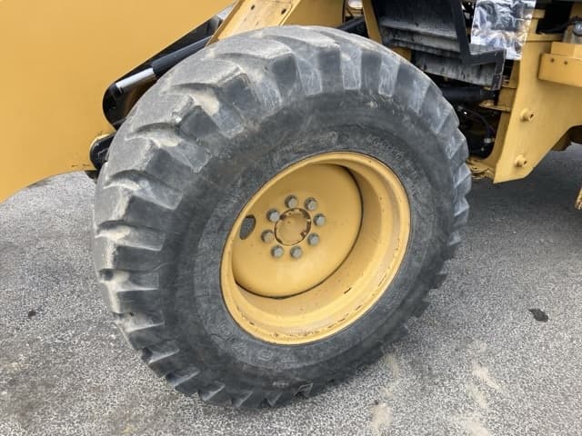 WHEEL LOADER — Auction (lot 8456-45)