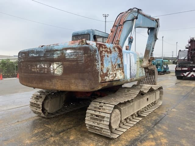 EXCAVATOR — Auction (lot 8456-50003)