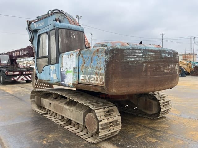 EXCAVATOR — Auction (lot 8456-50003)