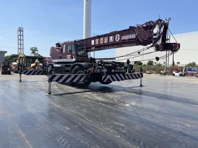 Rough Terrain Crane — Auction (lot 8456-50005)