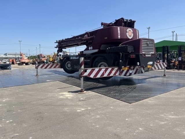 Rough Terrain Crane — Auction (lot 8456-50005)