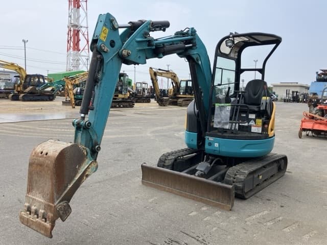 MINI EXCAVATOR — Auction (lot 8456-50008)