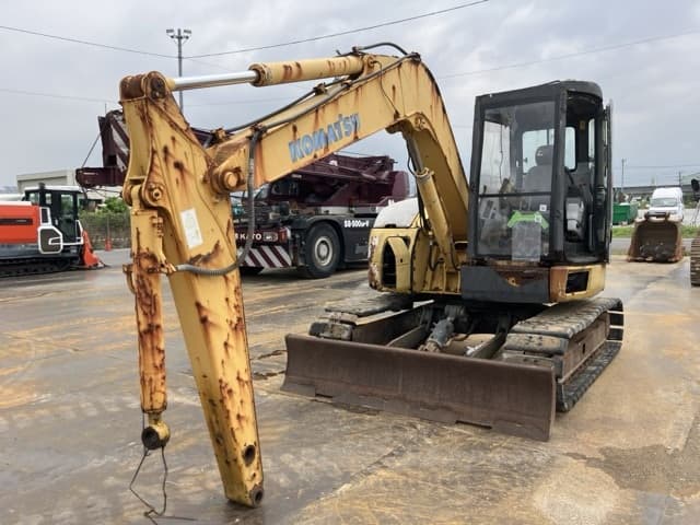 EXCAVATOR — Auction (lot 8456-50009)
