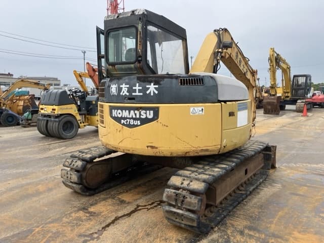 EXCAVATOR — Auction (lot 8456-50009)