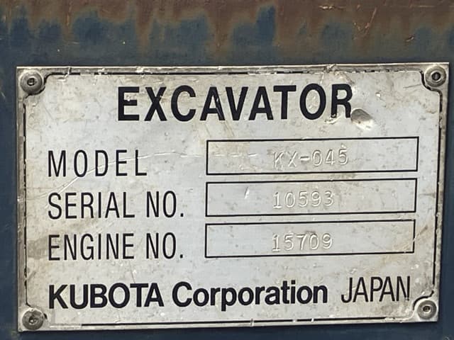 MINI EXCAVATOR — Auction (lot 8456-50010)