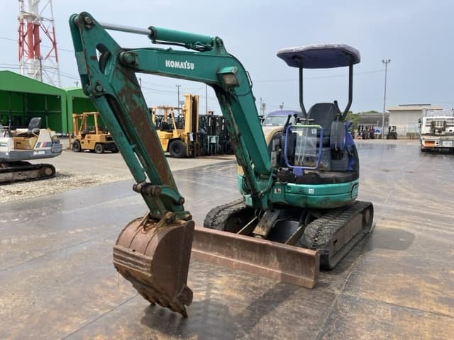 MINI EXCAVATOR — Auction (lot 8456-50012)