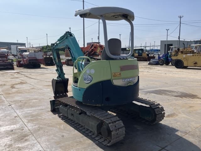MINI EXCAVATOR — Auction (lot 8456-50022)