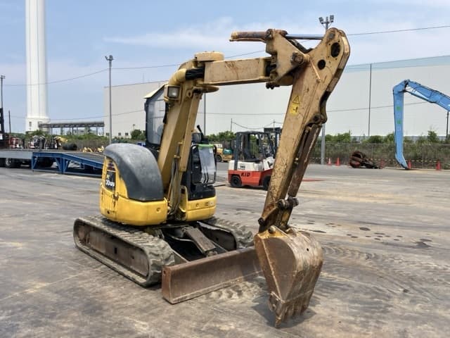 MINI EXCAVATOR — Auction (lot 8456-50023)