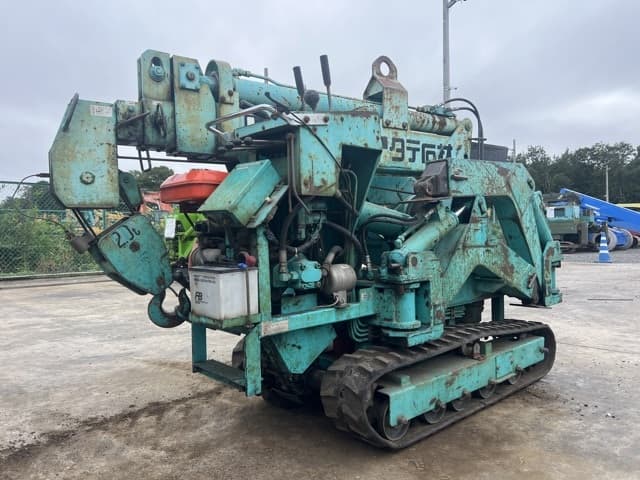 MINI CRAWLER CRANE — Auction (lot 8456-51)