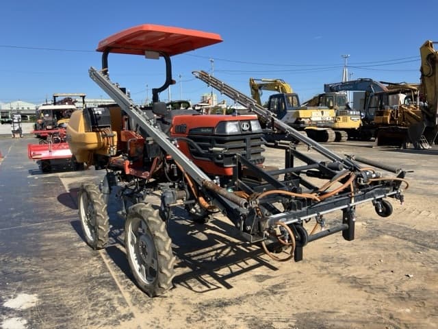 HIGH CLEARANCE BOOM SPRAYER — Auction (lot 8456-51009)
