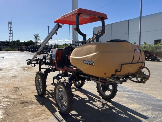 HIGH CLEARANCE BOOM SPRAYER — Auction (lot 8456-51009)