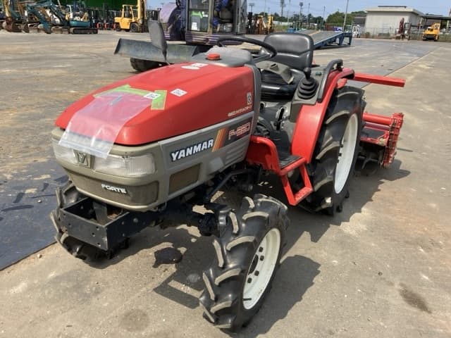 Tractor — Auction (lot 8456-51012)