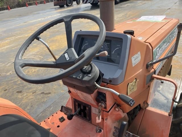Tractor — Auction (lot 8456-51014)
