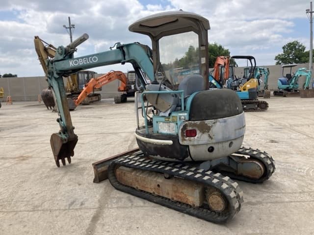 MINI EXCAVATOR — Auction (lot 8456-52)