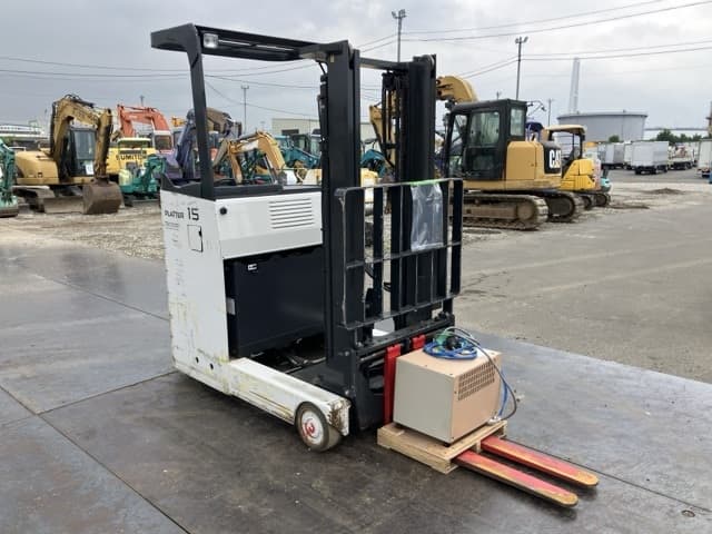 Reach Forklift — Auction (lot 8456-52002)