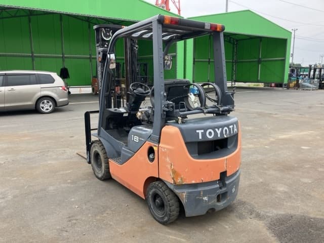 Forklift — Auction (lot 8456-52005)