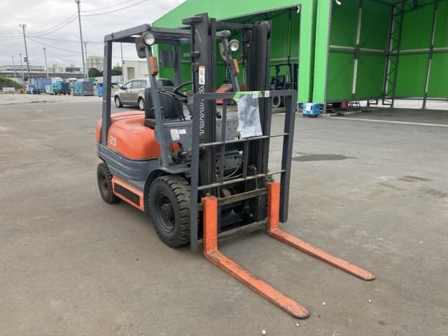 Forklift — Auction (lot 8456-52007)