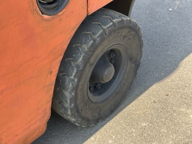 Forklift — Auction (lot 8456-52008)