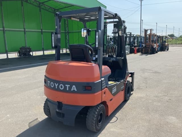 Battery Forklift — Auction (lot 8456-52009)