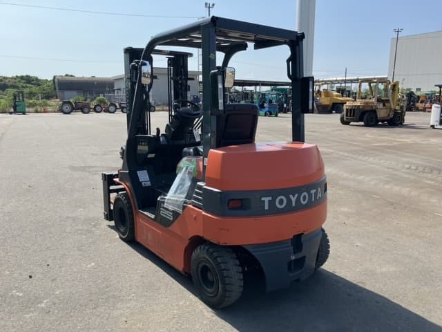 Battery Forklift — Auction (lot 8456-52009)