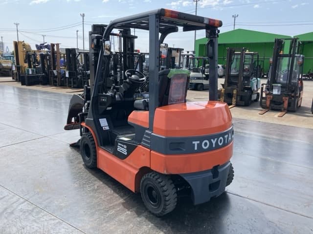 Battery Forklift — Auction (lot 8456-52012)