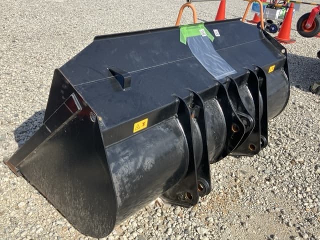Bucket — Auction (lot 8456-53008)