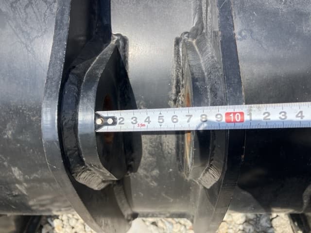 Bucket — Auction (lot 8456-53008)