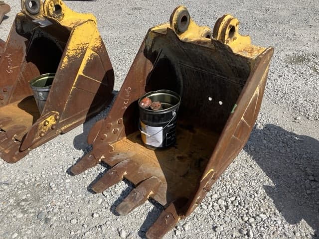 Bucket — Auction (lot 8456-53009)