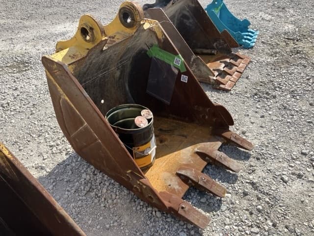 Bucket — Auction (lot 8456-53009)