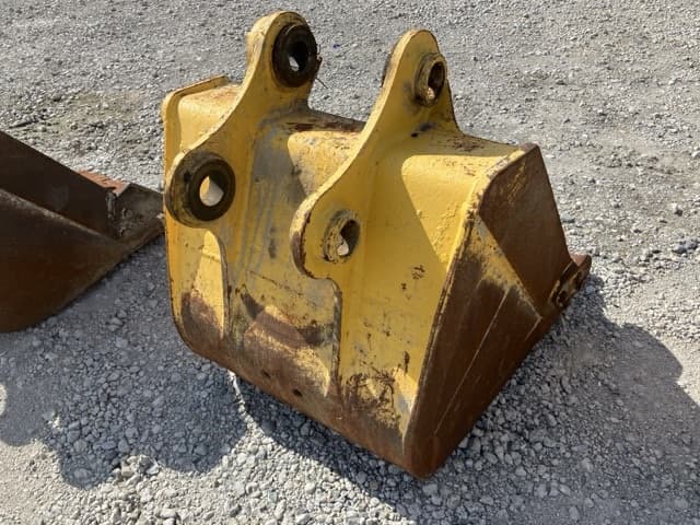 Bucket — Auction (lot 8456-53009)
