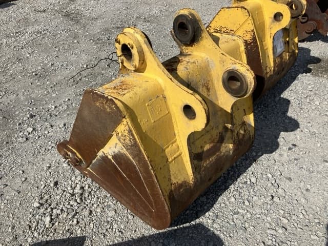 Bucket — Auction (lot 8456-53009)