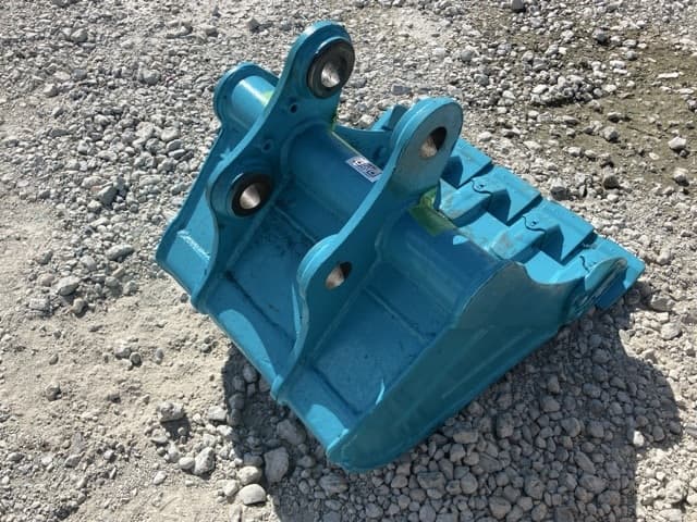Bucket — Auction (lot 8456-53011)
