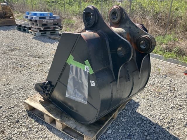 Bucket — Auction (lot 8456-53012)