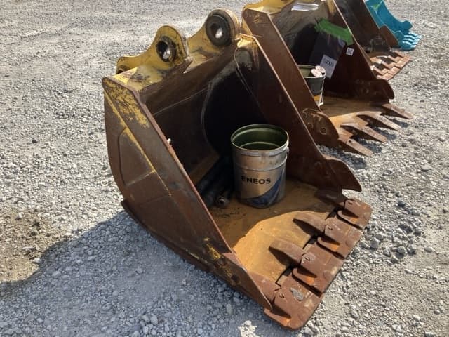 Bucket — Auction (lot 8456-53013)