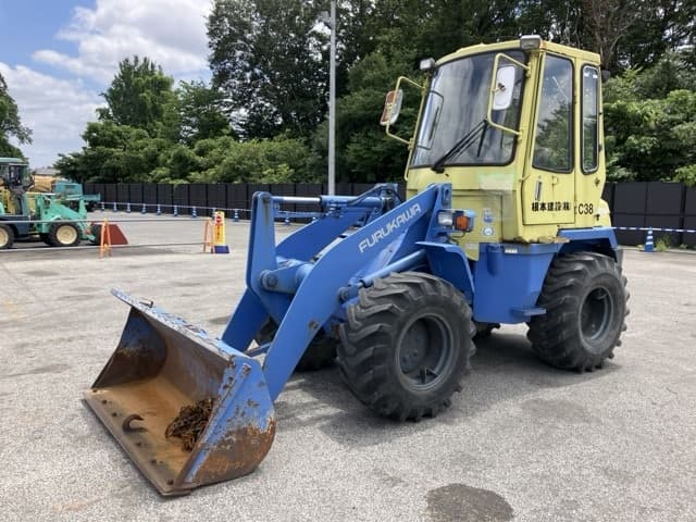 MINI WHEEL LOADER — Auction (lot 8456-55)