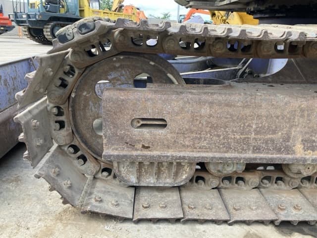 EXCAVATOR — Auction (lot 8456-56)