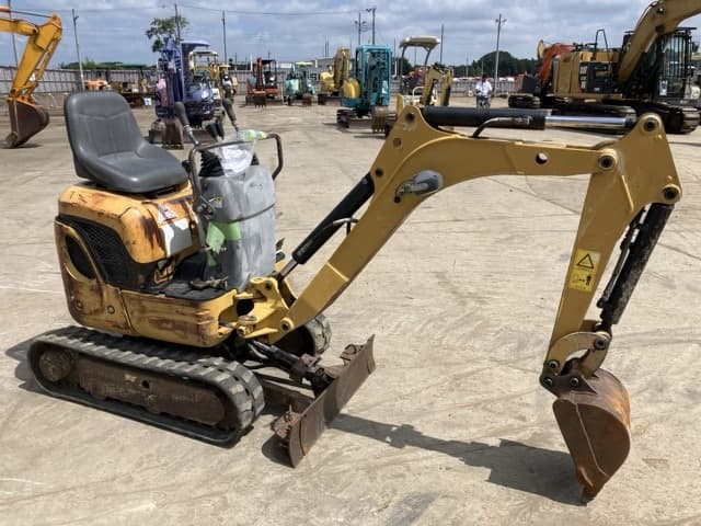 MINI EXCAVATOR — Auction (lot 8456-57)