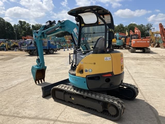 MINI EXCAVATOR — Auction (lot 8456-6)