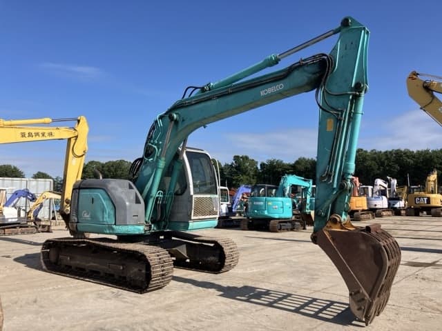 EXCAVATOR — Auction (lot 8456-62)