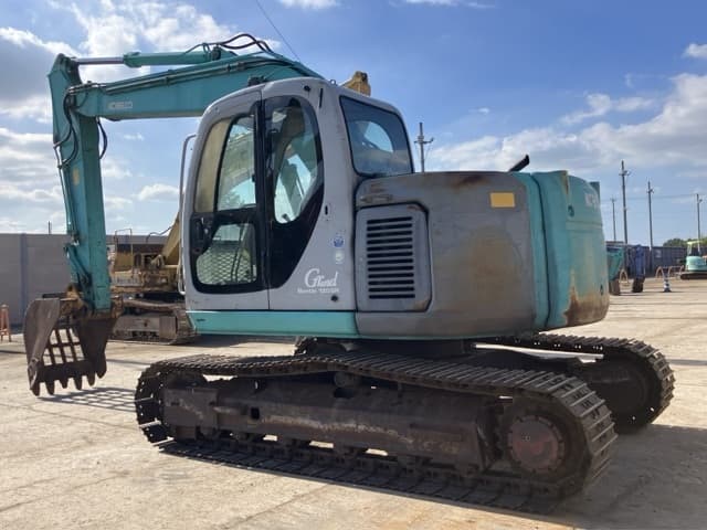 EXCAVATOR — Auction (lot 8456-62)