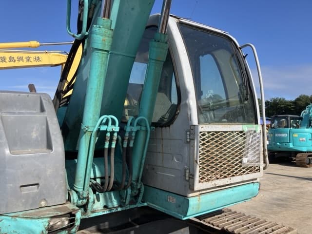EXCAVATOR — Auction (lot 8456-62)